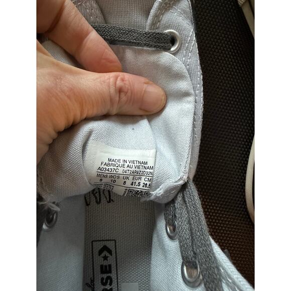 Converse Hi-Top Light purple/gray color NWOT, Women's Size 10 - Picture 6 of 8